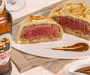 Beef fillet in beer crust