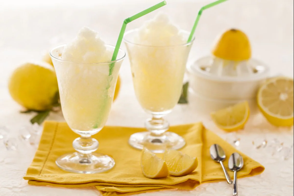 Lemon granita without ice cream maker