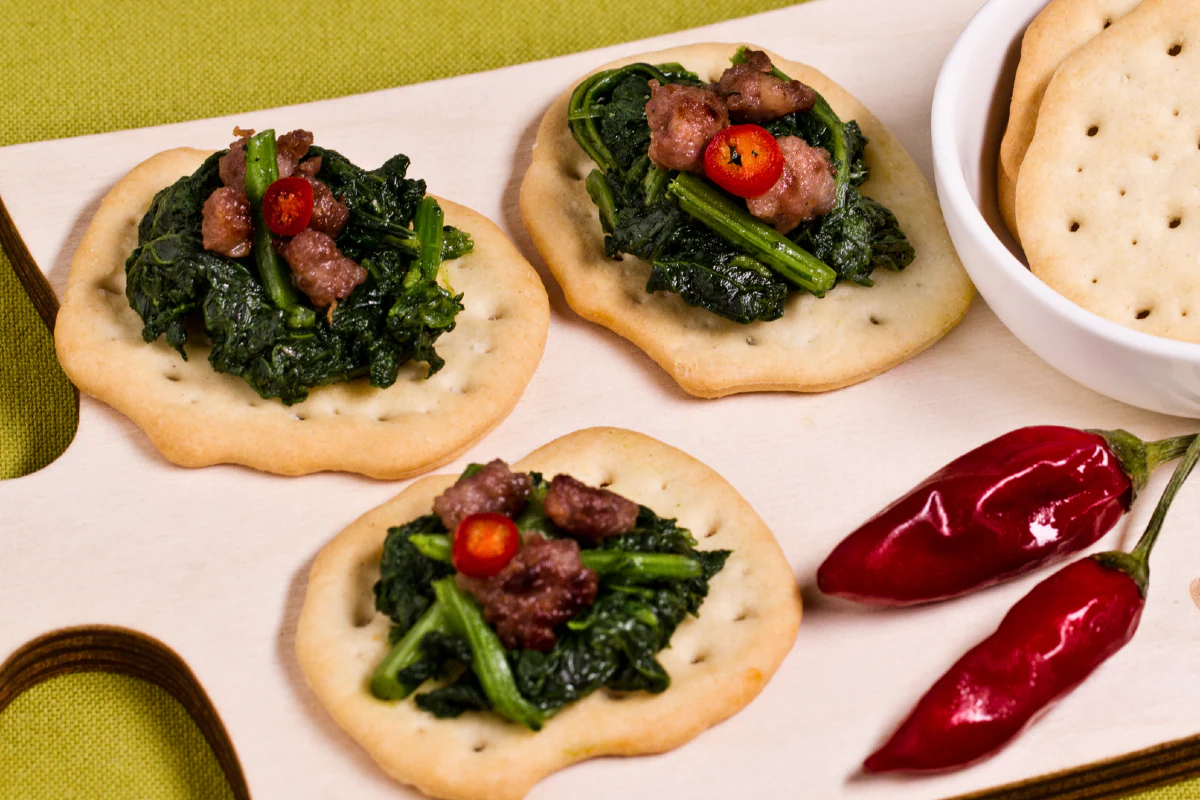 Flatbreads with Spicy Broccoli Rabe and Sausage