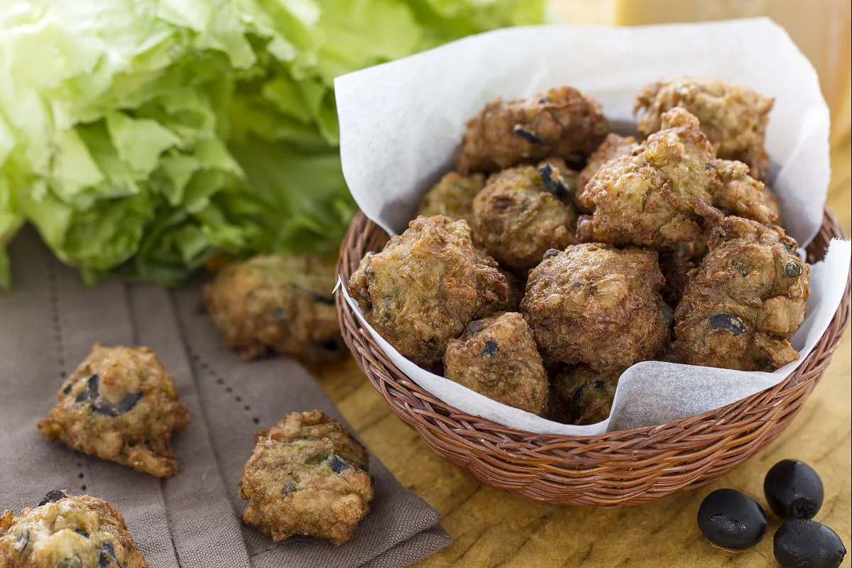 Escarole fritters