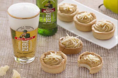 Beer glasses with parmesan cream