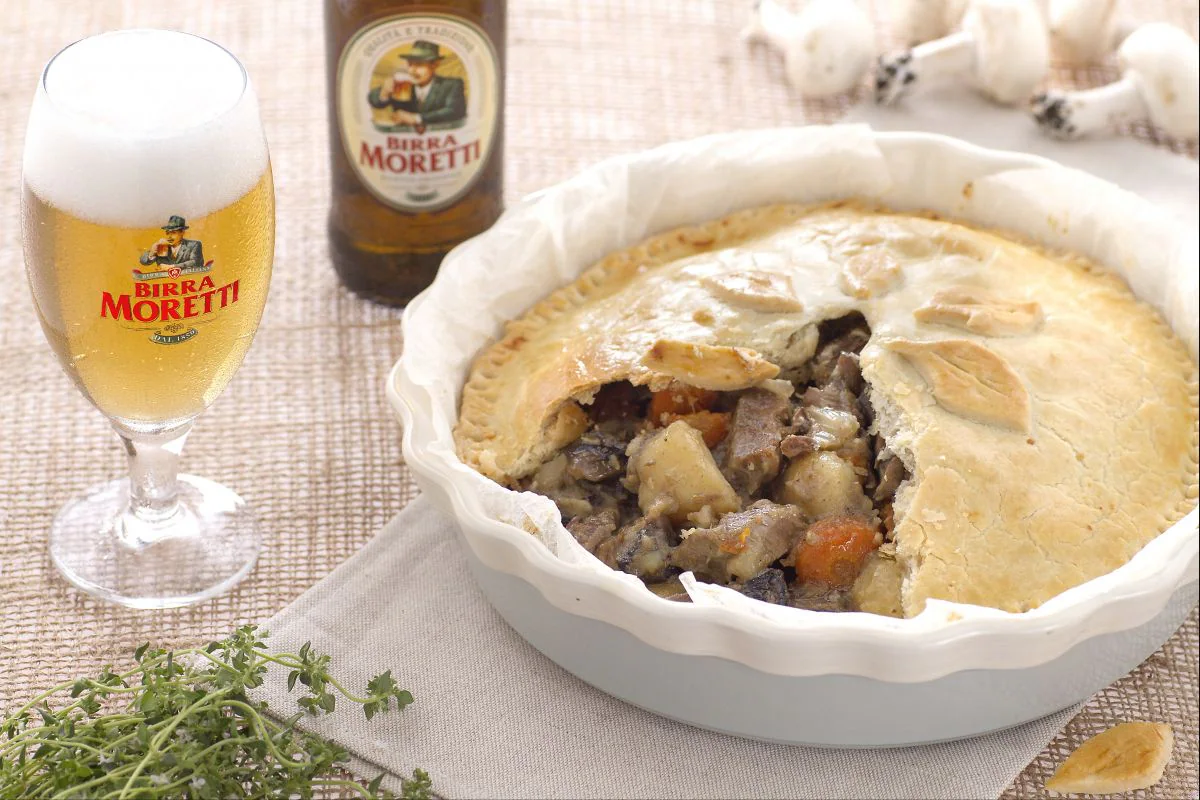 Stew in Crust with Potatoes and Mushrooms