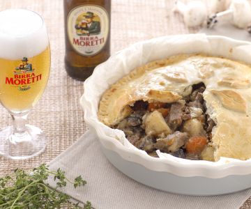 Stew in Crust with Potatoes and Mushrooms