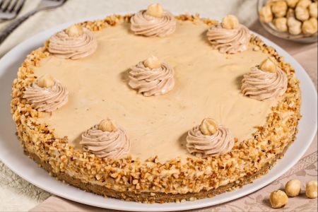 Caramel and Hazelnut Cheesecake
