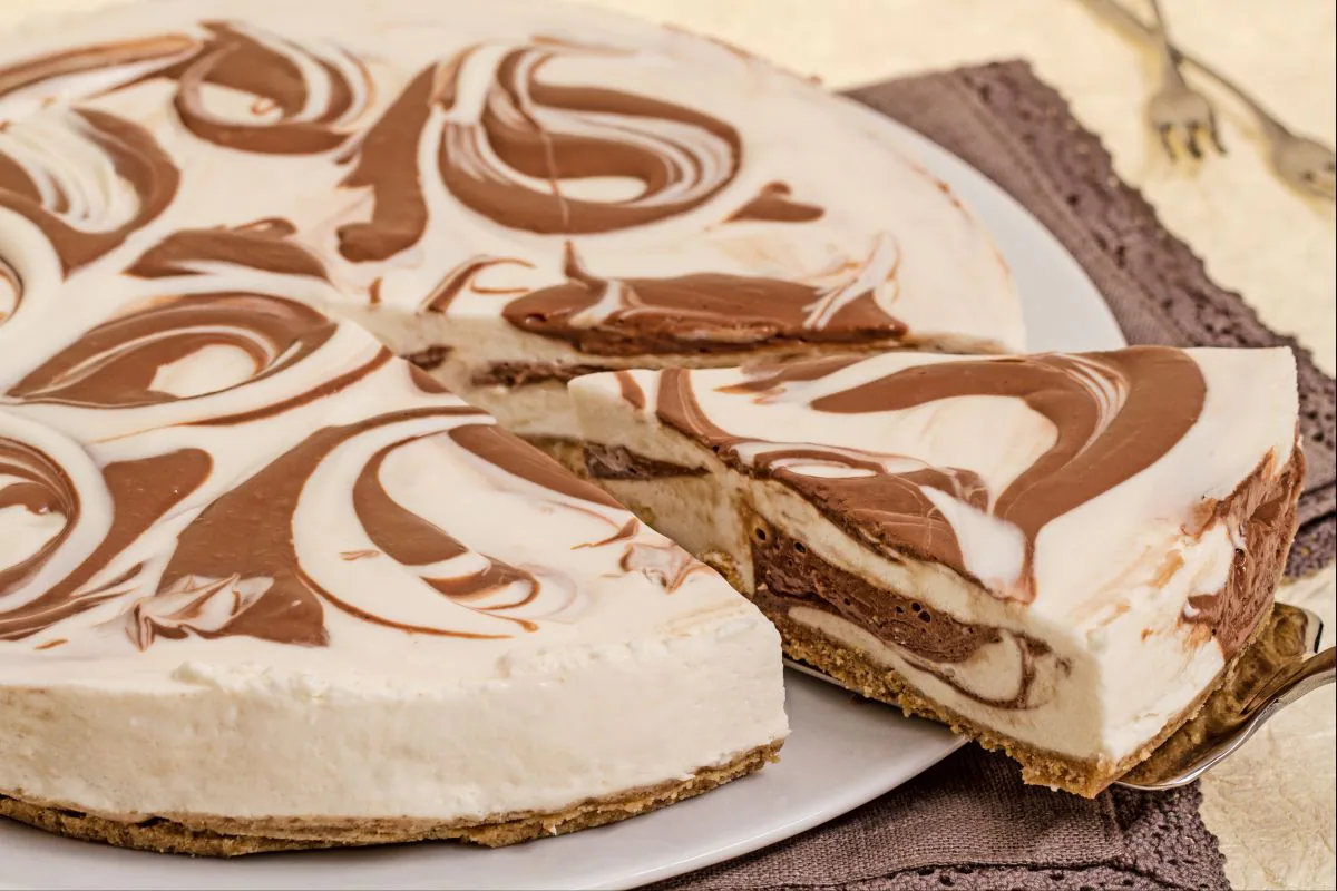 Marbled cheesecake