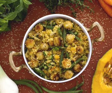 Couscous with vegetables and fish balls