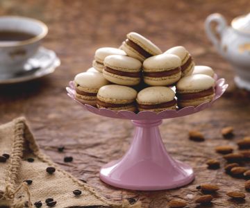Salted Caramel Macarons
