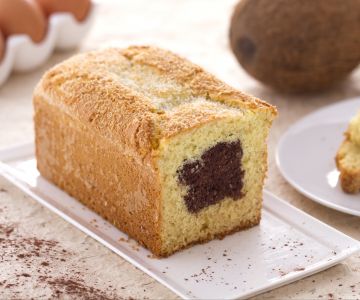 Coconut plumcake with chocolate heart