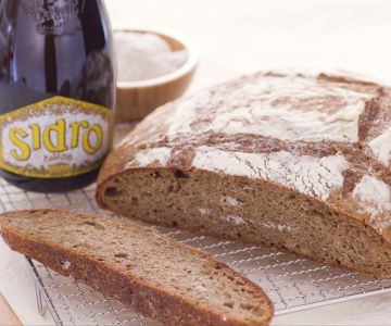Soft and Fragrant Homemade Cider Bread