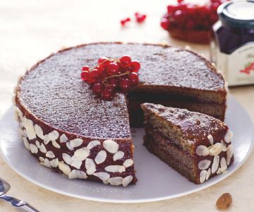 Buckwheat cake with currant jam