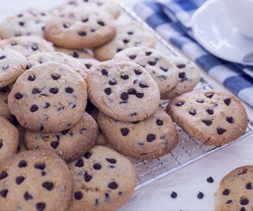 Cookies with condensed milk with hazelnuts and chocolate chips