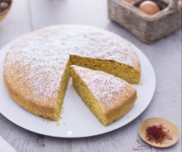 Saffron cake