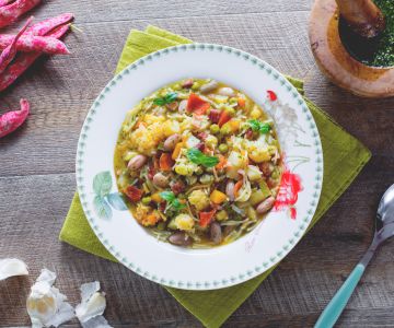 Pasta, Vegetable and Pesto Minestrone