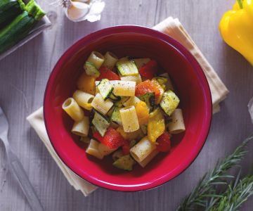 Half sleeves with peppers and zucchinis