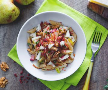 Pasta salad with pears, bacon, and walnuts