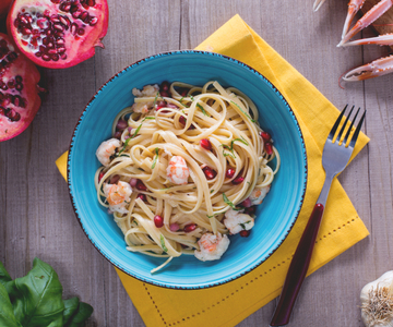 Bavette with scampi and pomegranate
