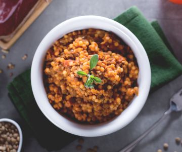 Fregola with lentils