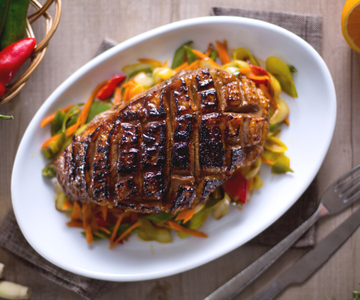 Marinated duck breast with vegetables