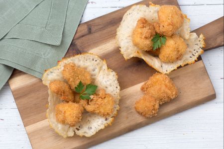Chicken bites in Parmesan crust