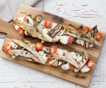 Crostini with Vegetables and Cheese