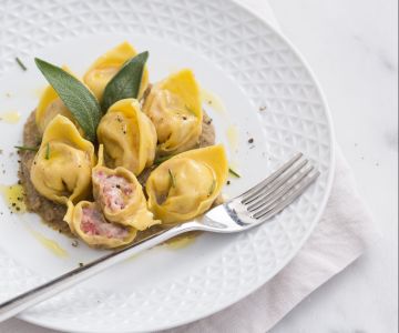 Cappellacci with Cotechino and Lentil Cream