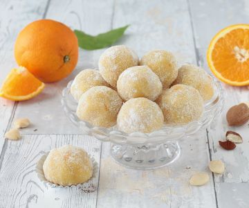 Almond and Orange Balls