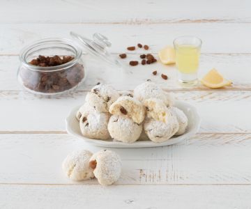 Limoncello and Raisin Cookies