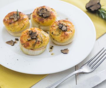 Stuffed onions with truffle