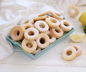 Rustic lemon cookies
