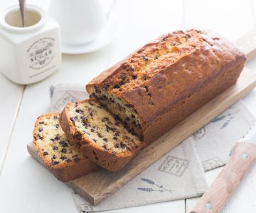 Chocolate chip loaf cake