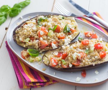 Eggplants stuffed with bulgur