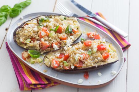 Eggplants stuffed with bulgur