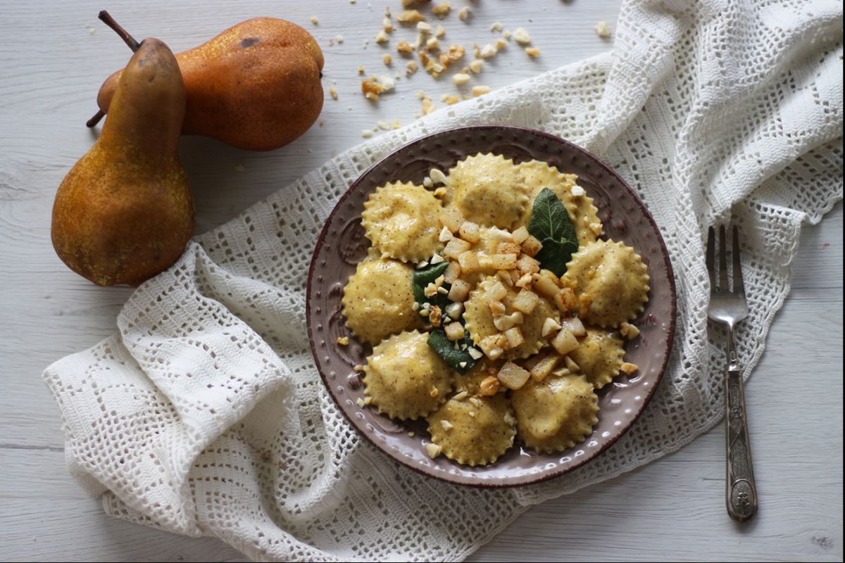 Buckwheat ravioli with pears and Taleggio