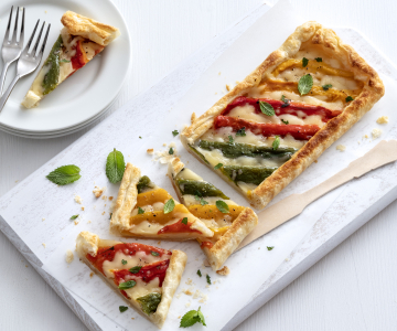 Savory Pie with Peppers and Cheese