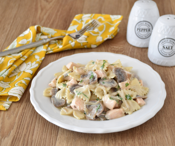Creamy salmon and mushroom pasta