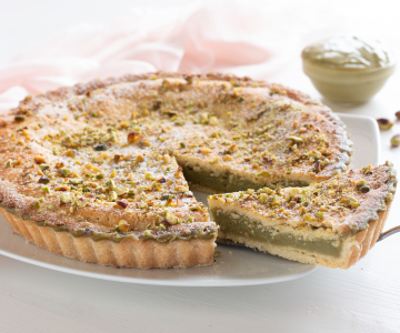 Grandmother's Cake with Pistachio