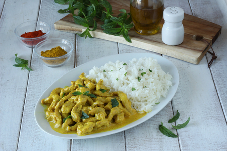 Chicken slices with curry