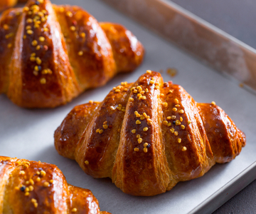 Whole wheat honey croissants