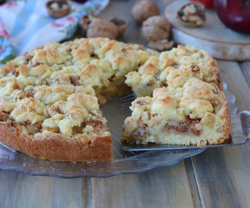 Apple Crumble Cake