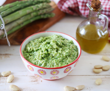 Asparagus pesto