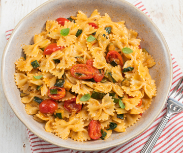 Zucchini and Cherry Tomatoes Pasta