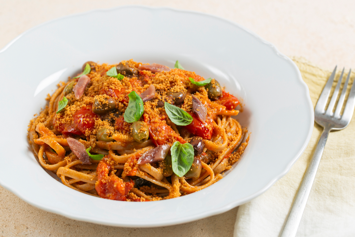 Calabrian Stroncatura with Cherry Tomatoes and Anchovies