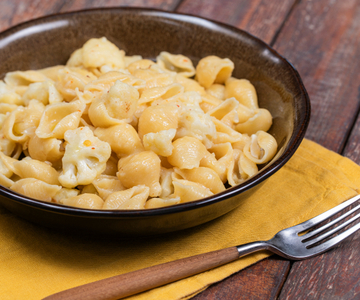 Pasta with cauliflower
