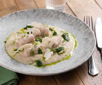 Sole roulade with cauliflower cream