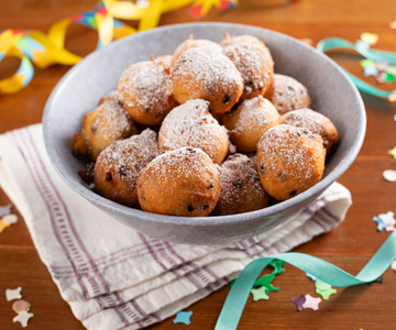 Ricotta and orange fritters with chocolate chips
