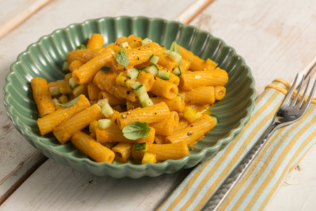 Cold pasta with roasted carrot cream