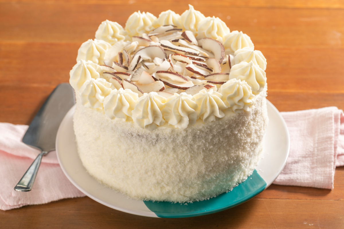 Filled coconut cake