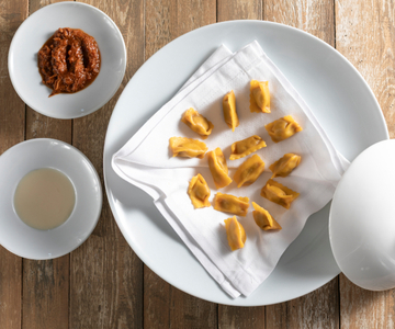 Plin stuffed with Neapolitan ragù