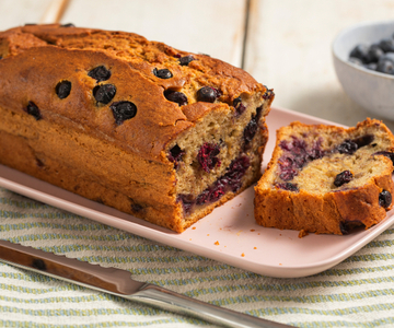 Banana and Blueberry Loaf Cake