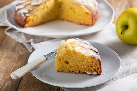 Gluten-free apple cake